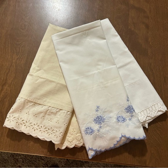 Dan River Other - Vintage Pillowcase bundle